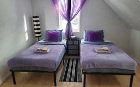 Cute Apartment Close To Highway